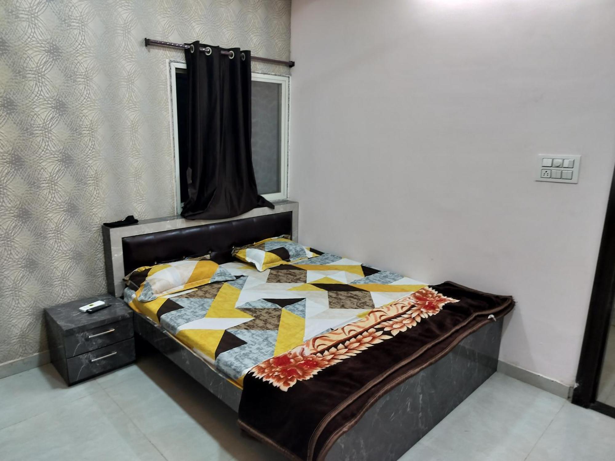 Shiv Shakti Homestay Удджайн Экстерьер фото