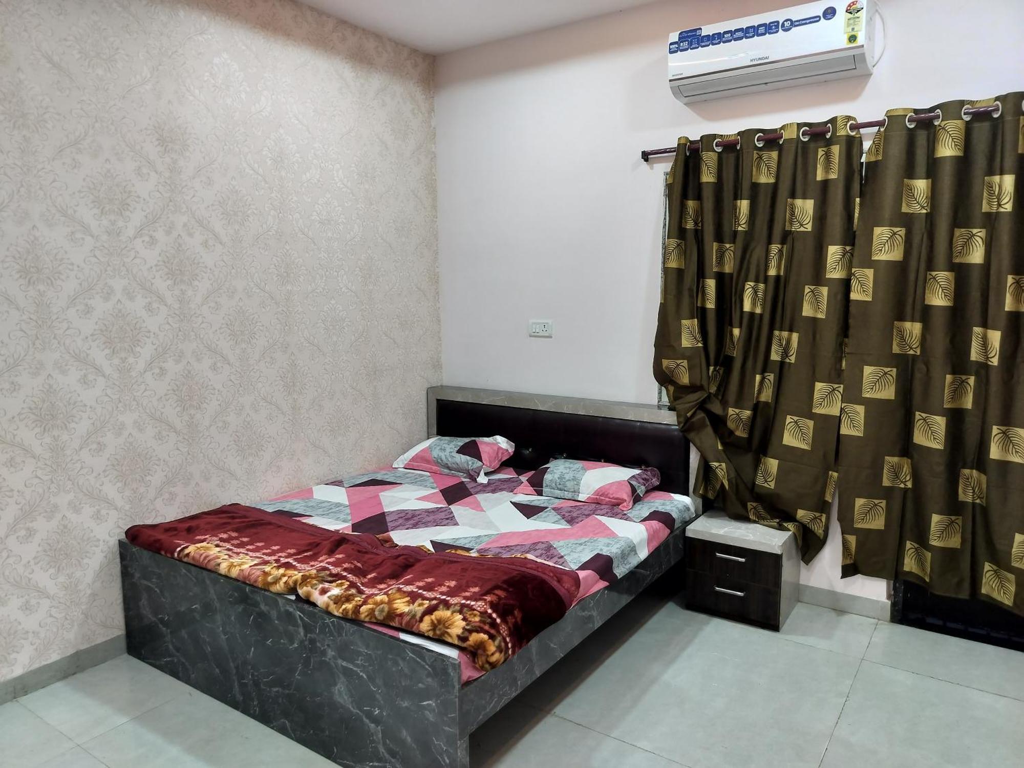 Shiv Shakti Homestay Удджайн Экстерьер фото